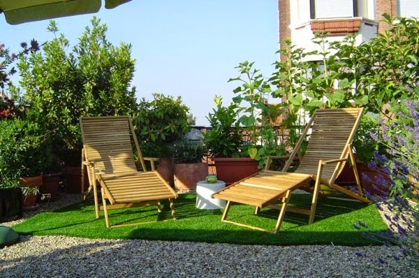 Artificial grass for a balcony, terrace or garden &#8211; great examples!