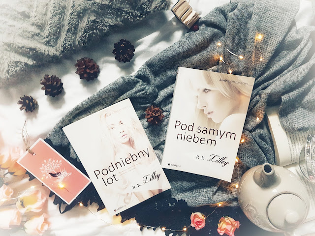 ''Podniebny lot'', ''Pod samym niebem'' R.K Lilley