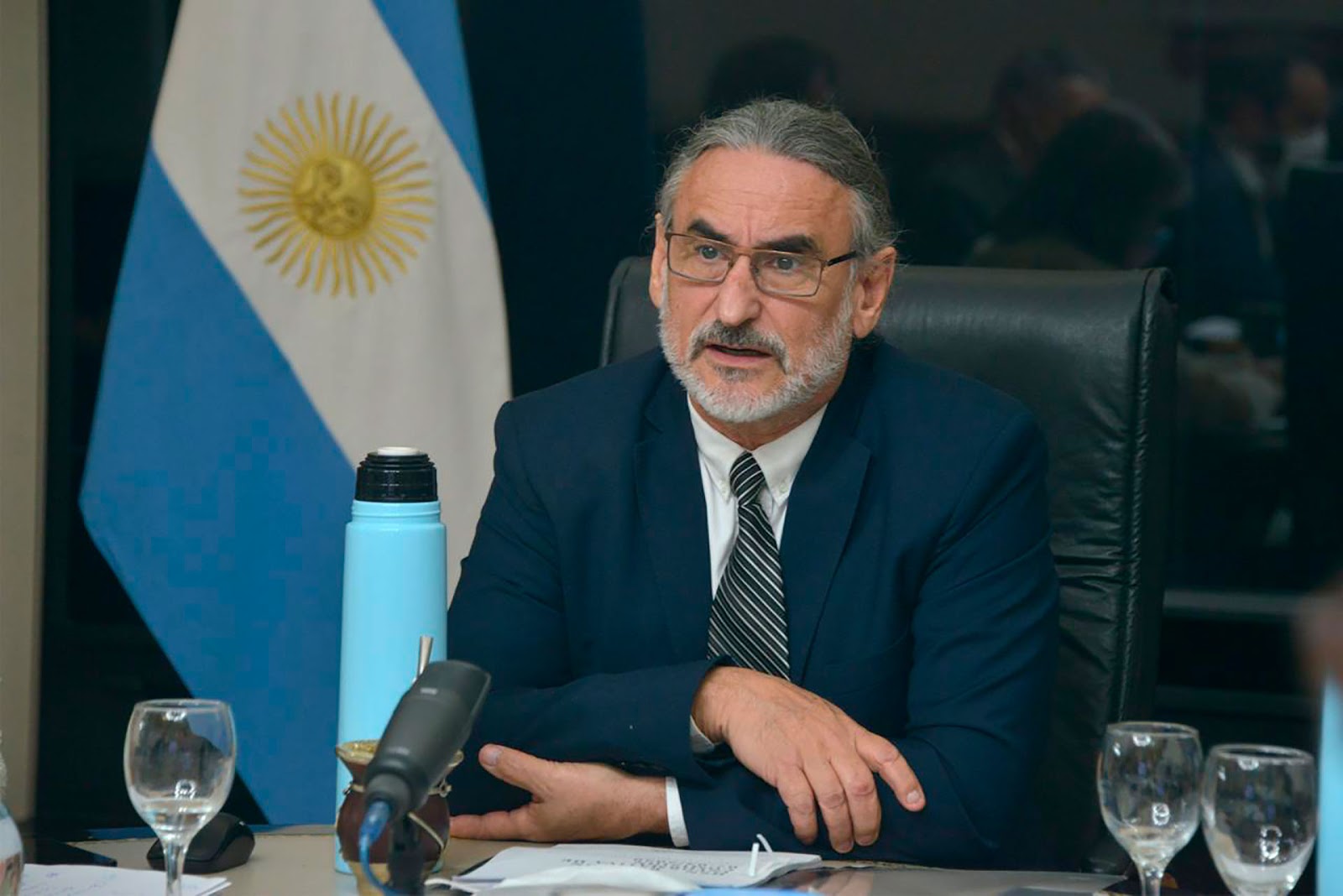 En esta situación de crisis, al país se le abre una ventana de oportunidades, dijo Basterra En esta situación de crisis, al país se le abre una ventana de oportunidades, dijo Basterra