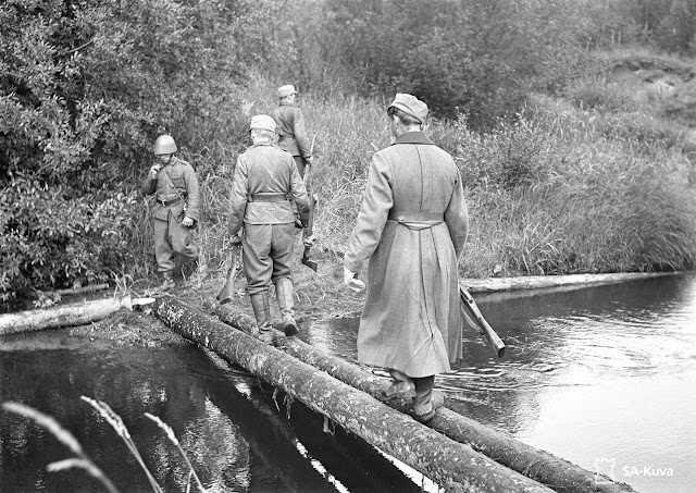 Finnish troops crossing Rajajoki River, 2 September 1941 worldwartwo.filminspector.com