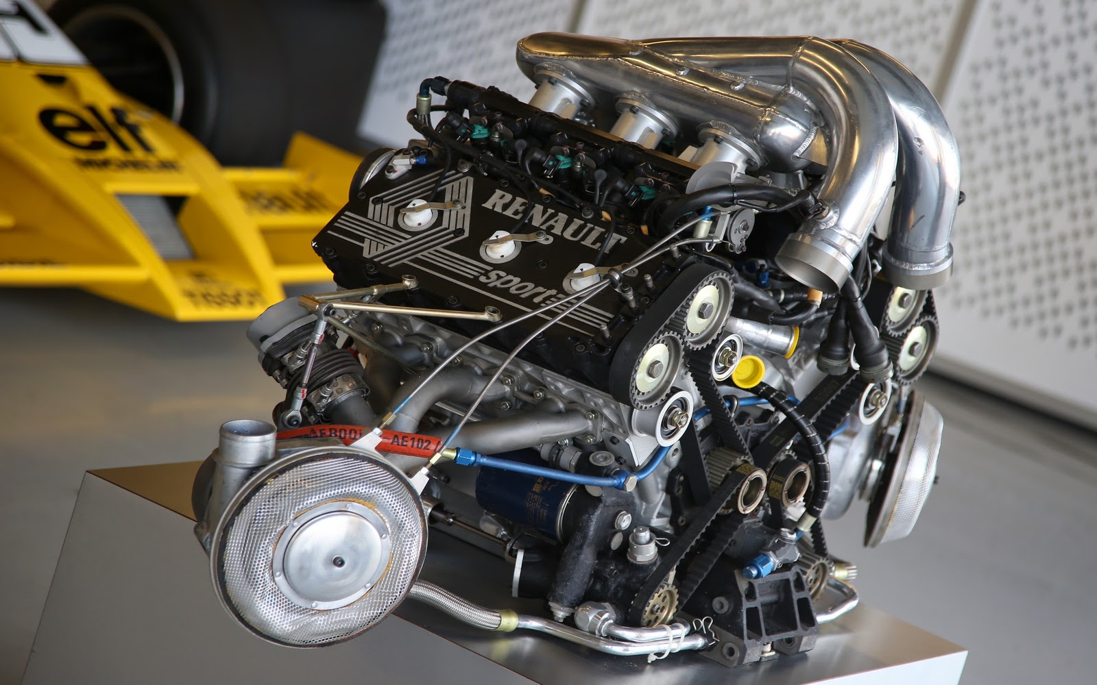 Renault 5 двигатель. Renault f1 engine. Renault Formula 1 двигатель. Renault Turbo 2. Ренаулт f1n двигатель.