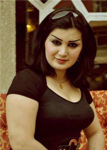 صور بنت عراقية