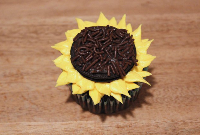Sunflower Cupcakes How to Make Sunflower Cupcakes
