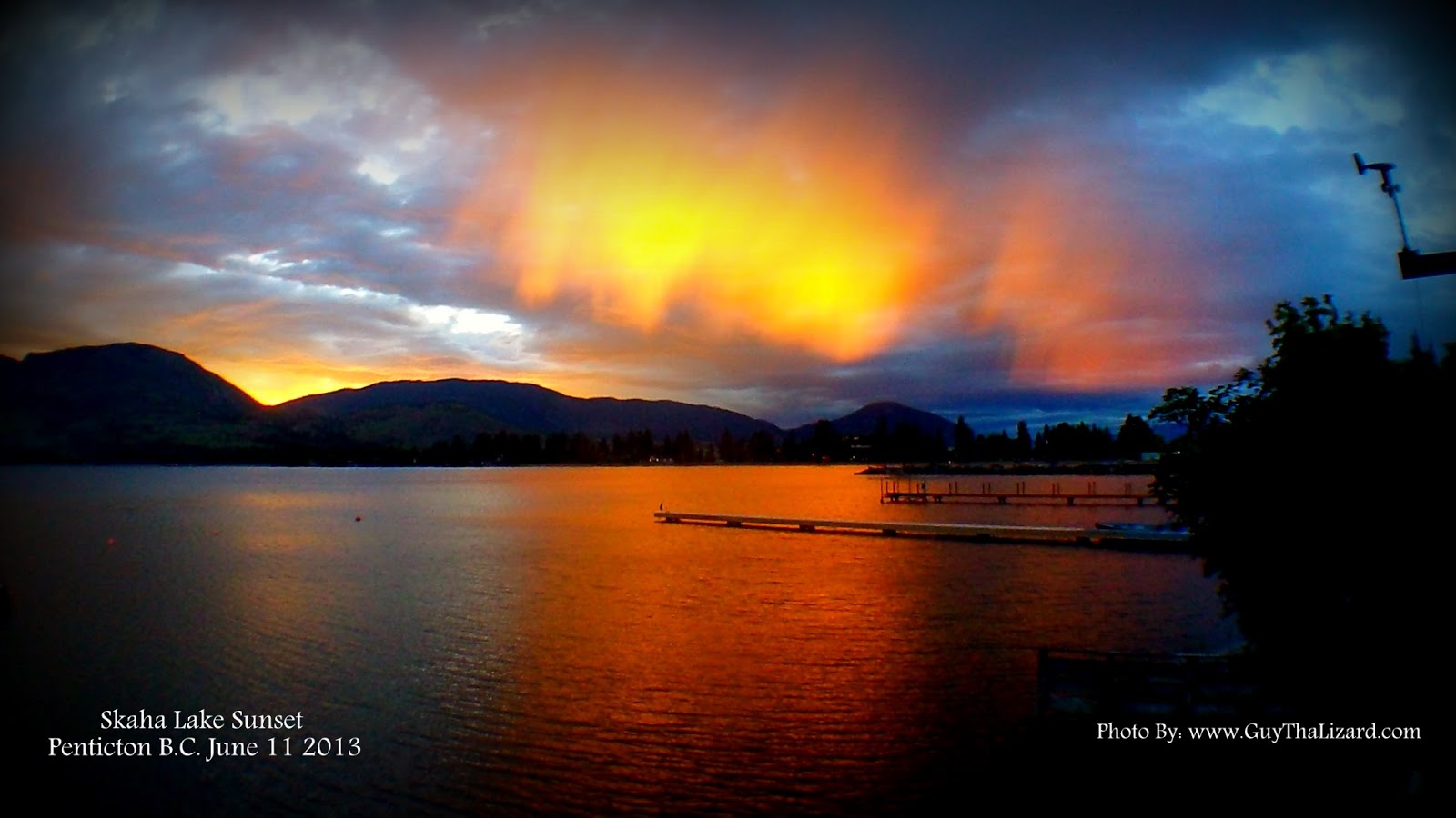 www KAYAKOKANAGAN com ( Kayaking Okanagan BLOG ) Skaha Lake Sunset Penticton B.C. June