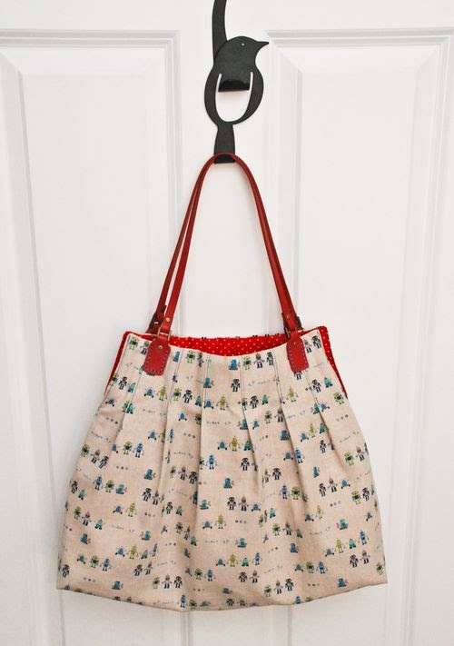 Simply Clutch U Handbag Tutorials Out Her Free Tutorials And Blog That She Still Posts On Also Has Other You Can Purchase They Are Really Easy To Use Very Clear