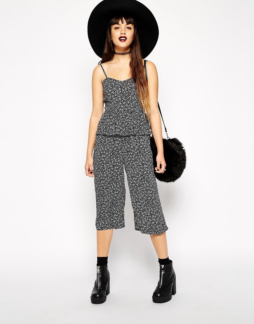 ASOS RECLAIMED VINTAGE MONO FRILL DETAIL CROPPED STRAPPY JUMPSUIT