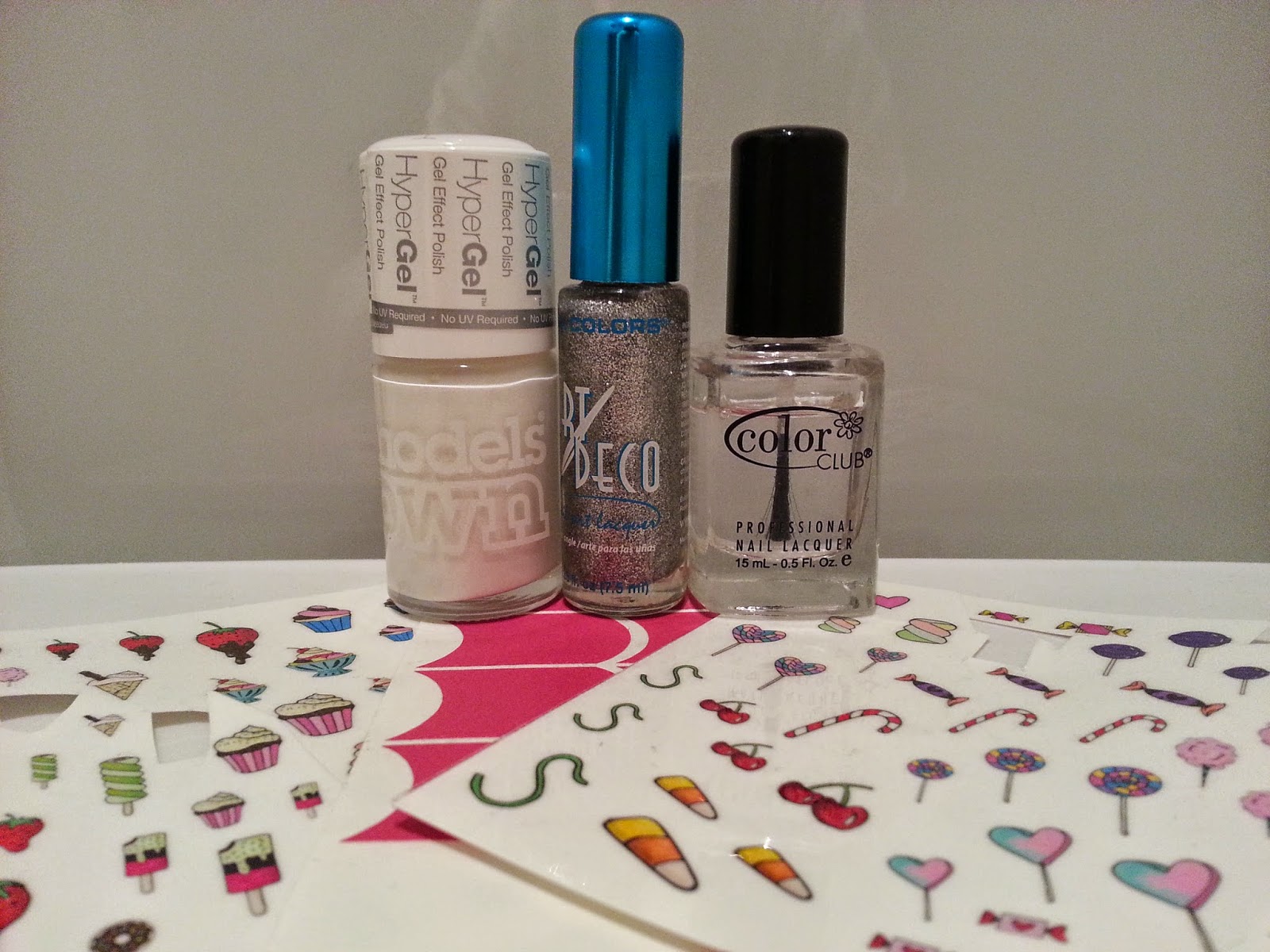 Lane's Lacquers: Fingerfood Theme Buffet: Negative Space