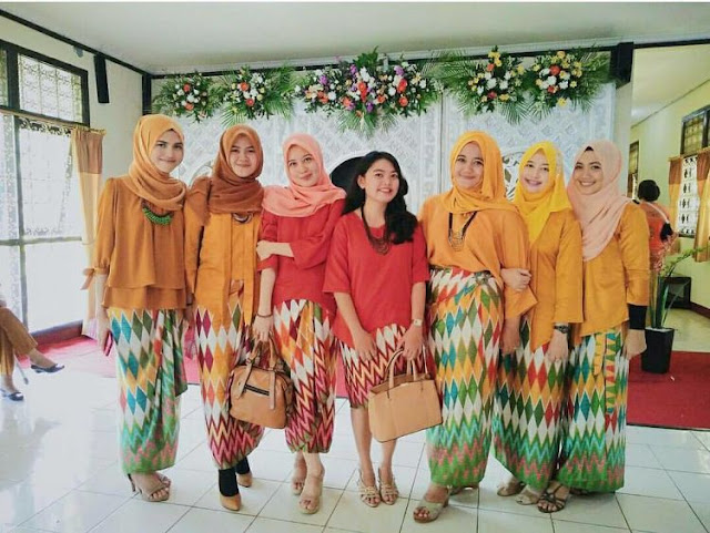 Foto Kebaya Modern