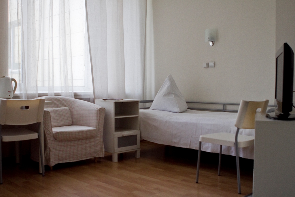 Барнаул инфекционная больница палата. 40 больница екб платная палата. Палата платная угмк. Платные палаты в больницах екатеринбурга. Платные палаты в больницах екатеринбурга.