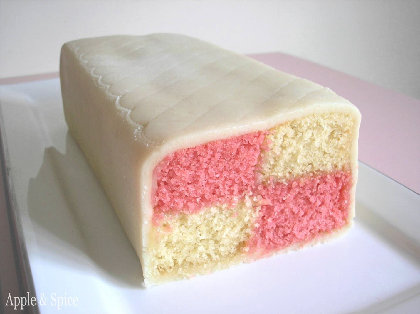 Ice Cream With Battenburg Cake Ice Cream With Battenburg Cake