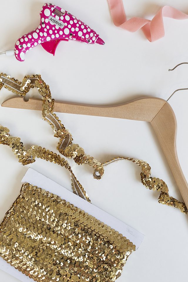 Michéll Events DIY Sequin Hangers