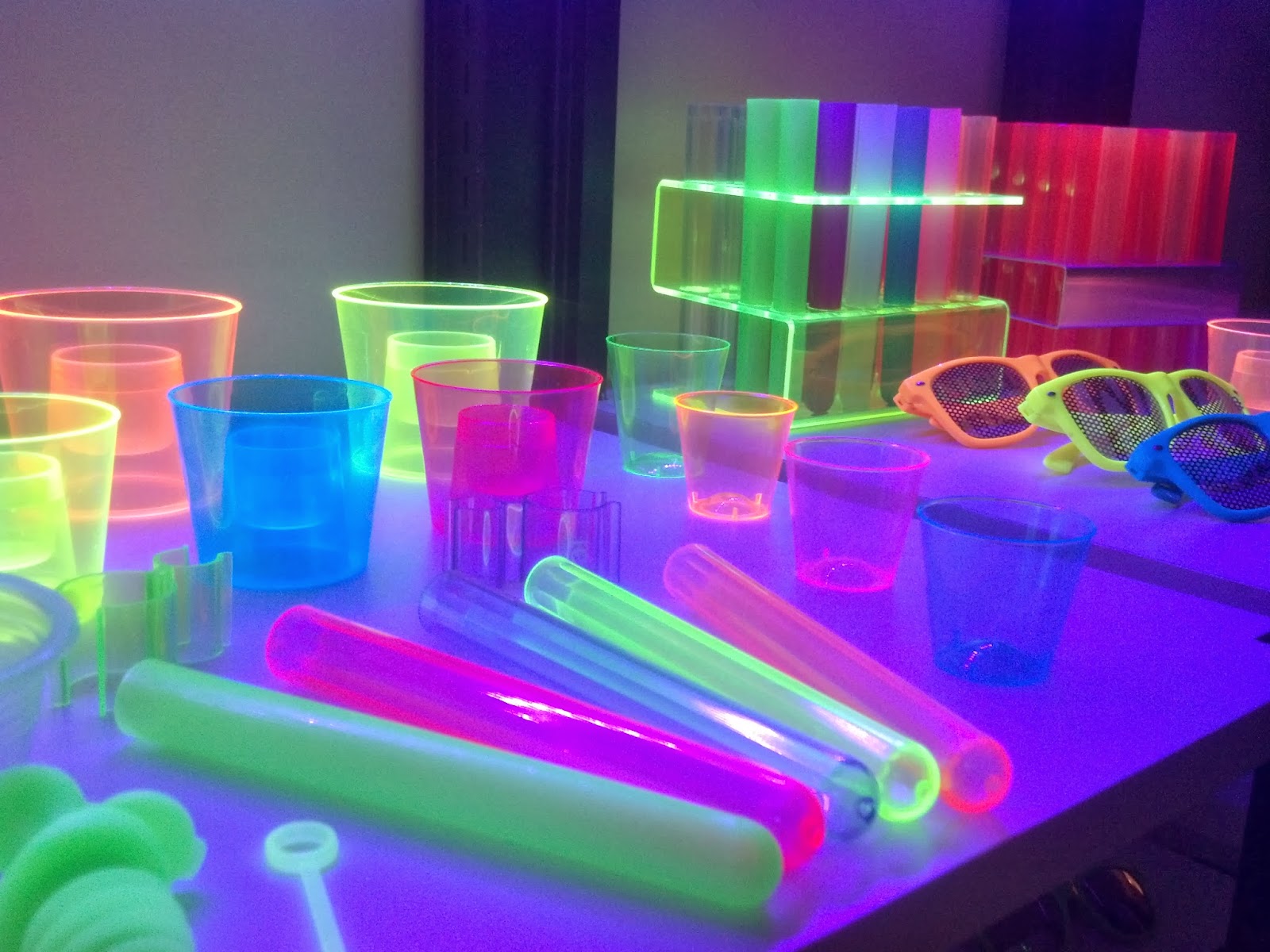 Neon Light Party Accessories, Neon Glow Party Supplies