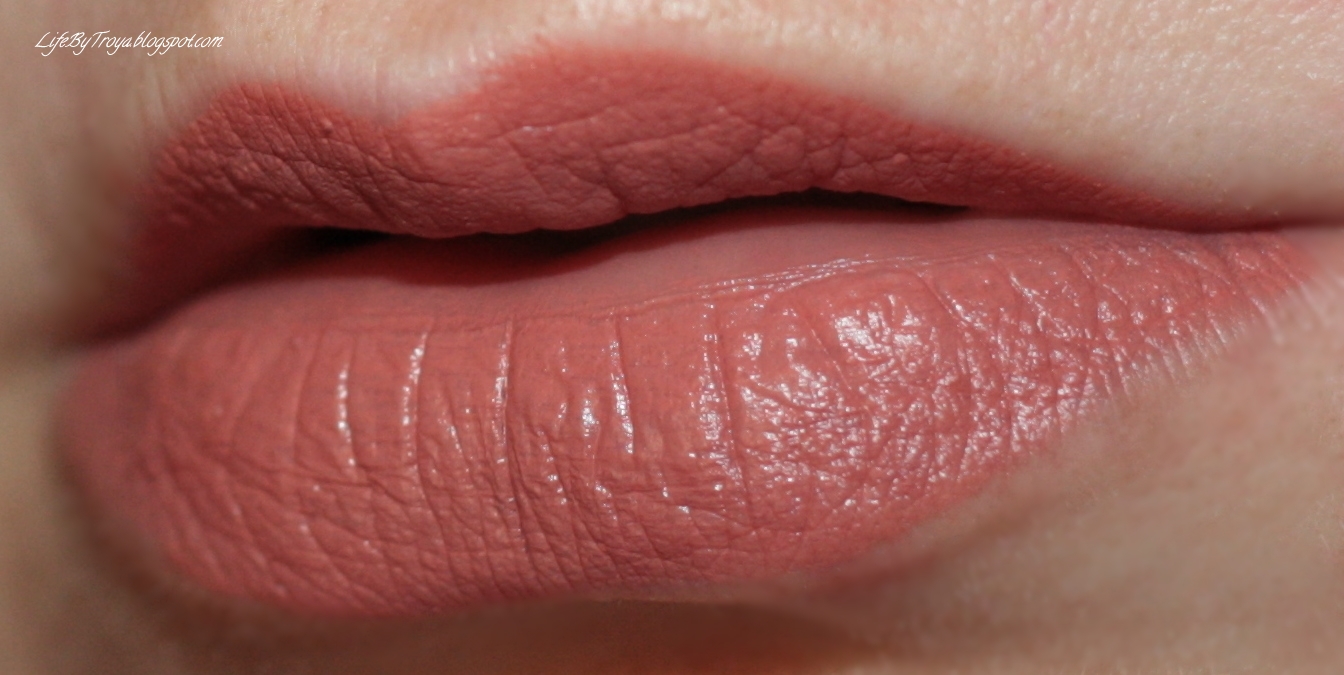 Review:: Maybelline Color Sensational Creamy Matte Lipsticks - #968 Rich Ru...