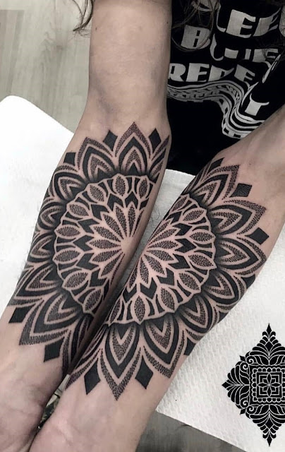 Tatuagens geométricas para as meninas Tatuagens geométricas para as meninas