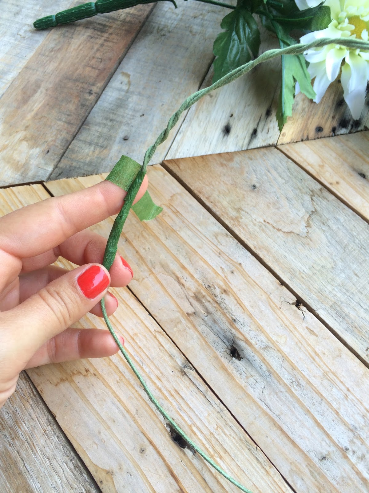 Crafty Texas Girls DIY How to Make Flower Crowns