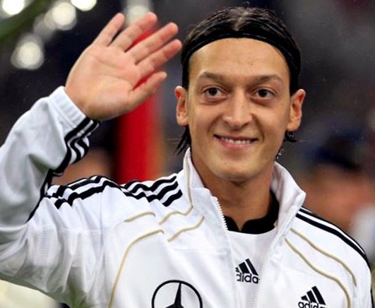 Sports Stars Mesut Ozil Profile, Pictures And Wallpapers