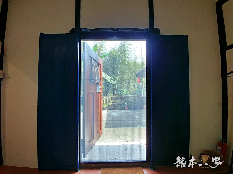 苗栗三義龍騰村百年大院古厝|焉美術行館|老屋重生傳統與現代的融合