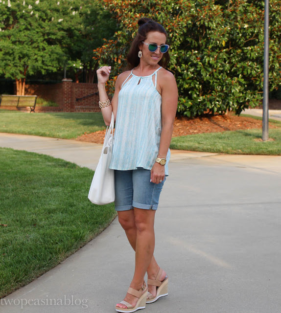 Two Peas in a Blog: Stripe Halter