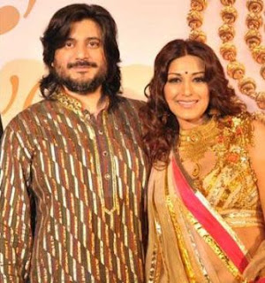 Sonali Bendre Family Husband Son Daughter Father Mother Marriage Photos Biography Profile.