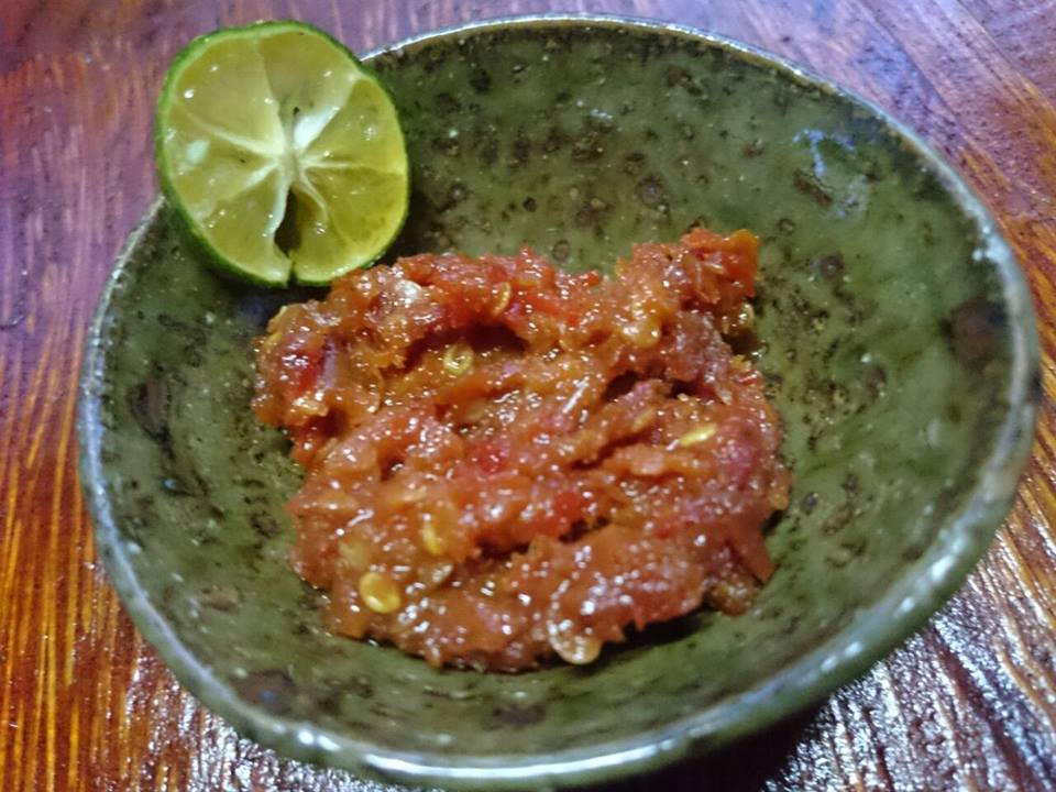 Rumah Makan Sambal Nek Uwan, aneka macam makanan khas Pontianak Rumah Makan Sambal Nek Uwan, aneka macam makanan khas Pontianak