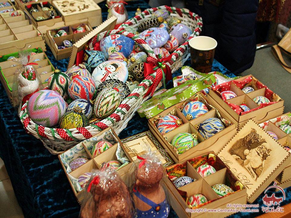 Что купить в ташкенте. Сувениры из Узбекистана. Подарки из Таджикистана. Сувениры из Таджикистана. Национальные сувениры Узбекистана.