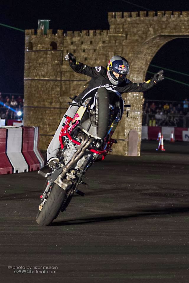 Abu Dhabi UAE International Bike Show Country Flag Wallpaper