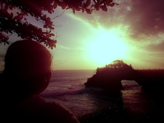 Looking At Ocean Sunset View In The Afternoon of Batu Bolong Temple at Tanah Lot, Tabanan, Bali, Indonesia