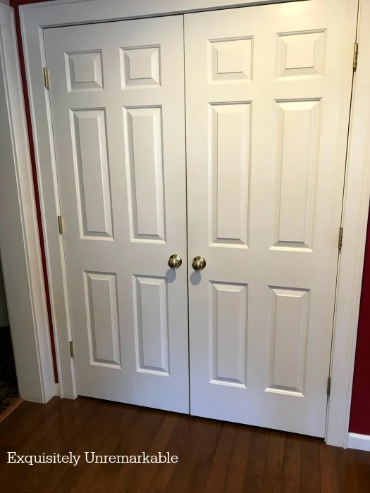 White Pantry Doors With Gold Door Knobs