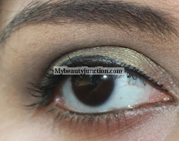 EOTD: Olive green smoky eye makeup look with Sephora Blockbuster