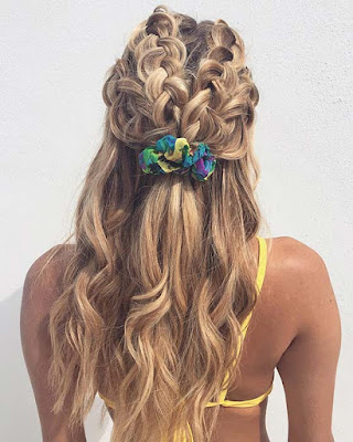 24+ Simple Half Down Braids Hairstyles With Weave For Medium Hair To Copy In 2019 Looking for a classy braided idea that is easy to wear 24+ Simple Half Down Braids Hairstyles With Weave For Medium Hair To Copy In 2019