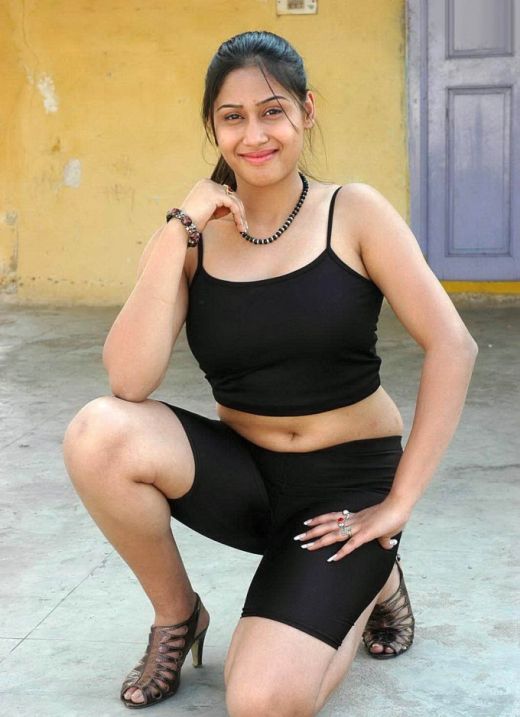 Hot Indian Film Actress Pics Kanika Hot Boobs Photos