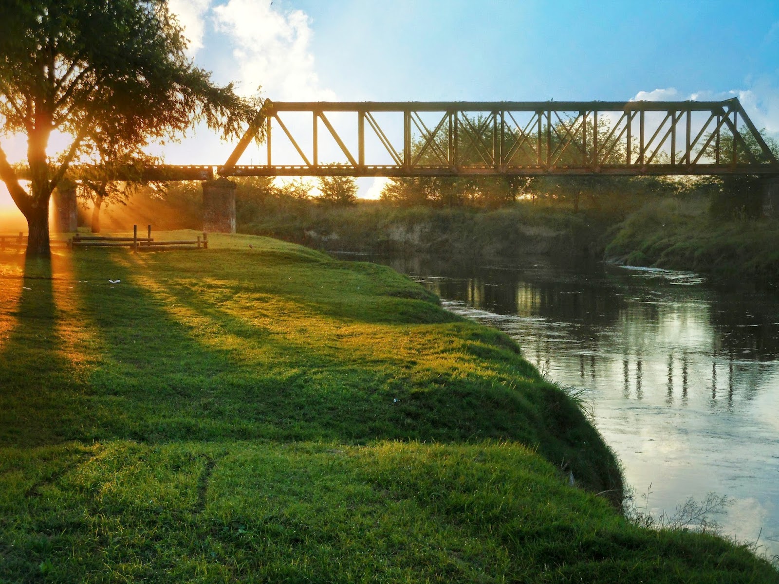 ARQUEOLOGÍA FERROVIARIA Puente sobre el Río Salto (CGBA), Salto