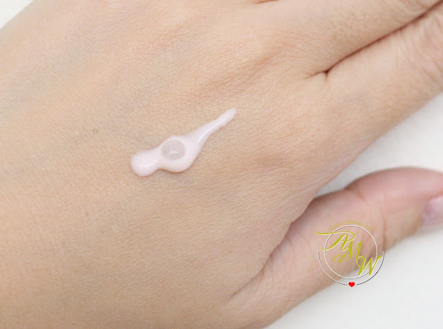 a swatch photo of Shiseido Ibuki Smart Filtering Smoother 