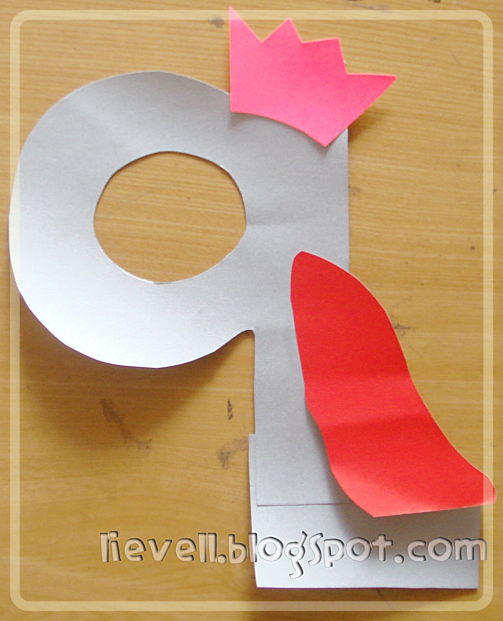 Simply-hood: Craft : Letter Q - Queen