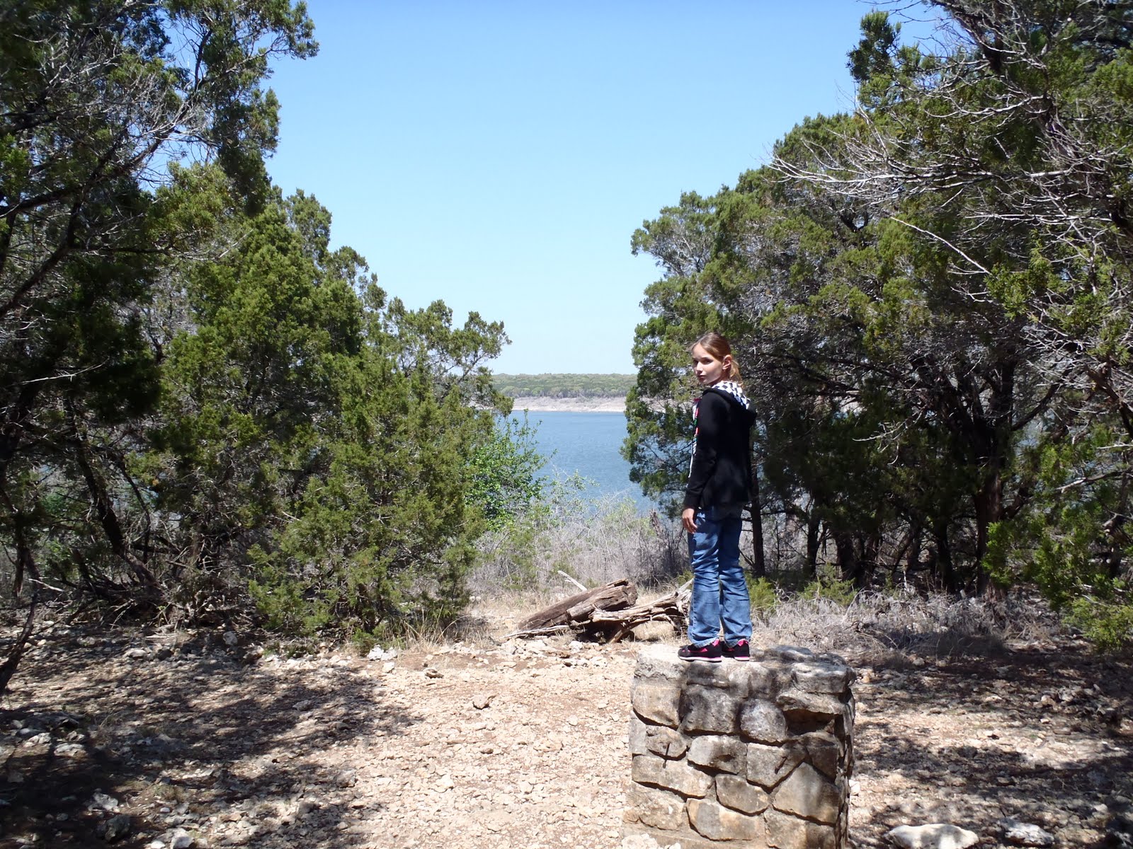 Somewhere In The Middle of Texas Good Water LoopLake