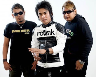 Chord Gitar ST 12 – Biarkan Jatuh Cinta Chord Gitar lirik lagu ST 12 – Biarkan Jatuh Cinta