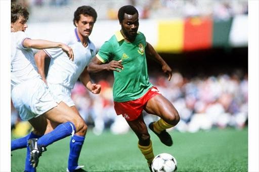 Fútbol Argelia y Camerún