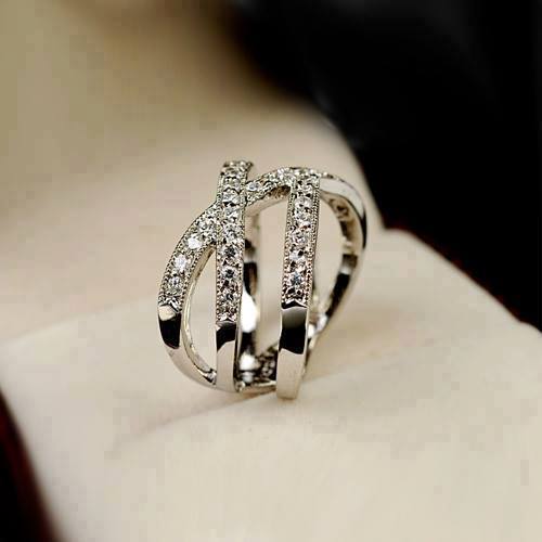 Awesome Superb Diamond Ring For Girls :) | Wedding Styles