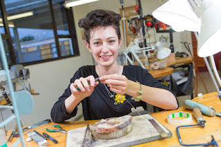 How To Start Career In Jewellery Designing How To Start Career In Jewellery Designing
