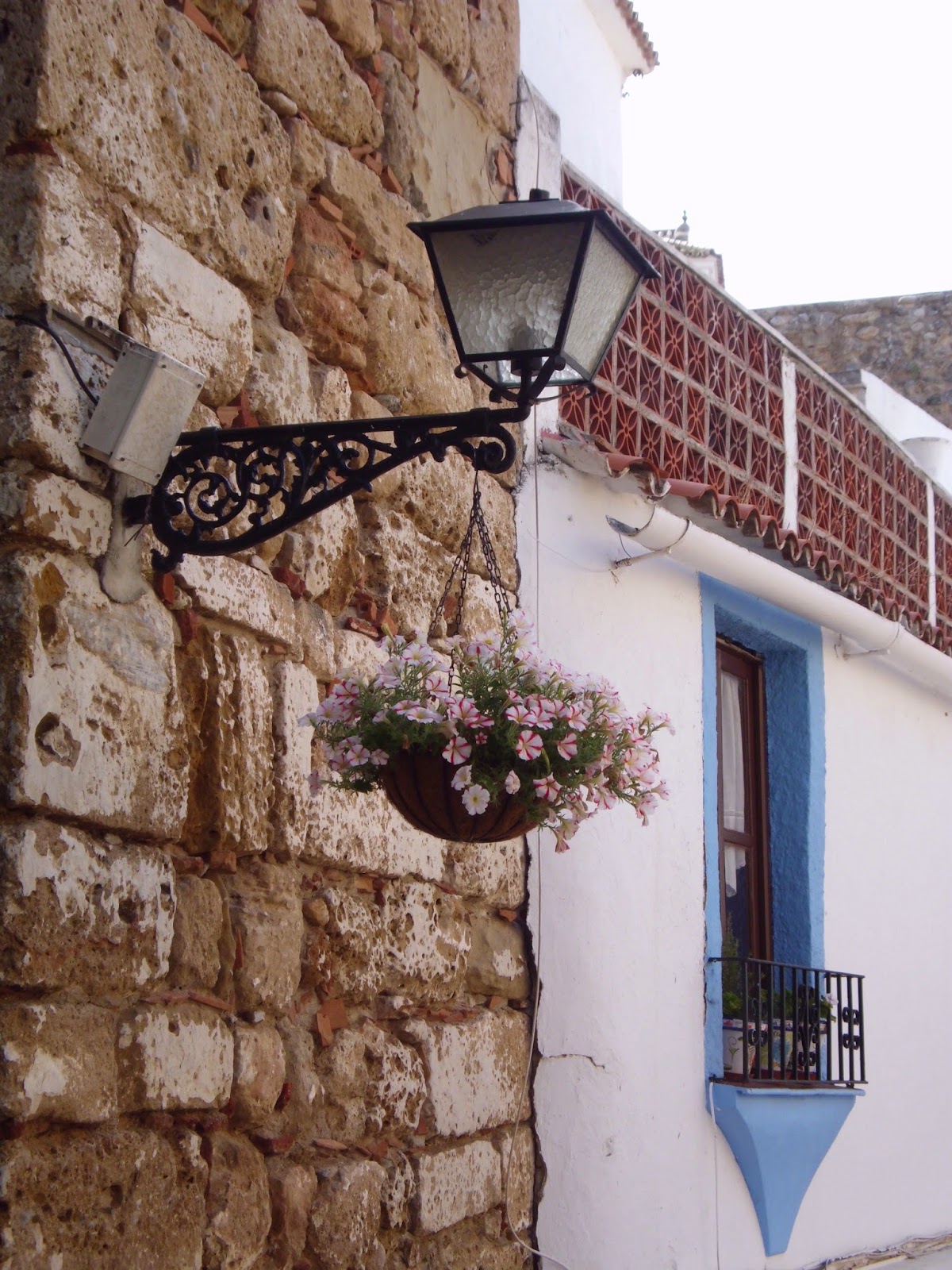 Gala Hoogstraten YO ESTOY EN TODO Y TODO ESTÁ EN MÍ