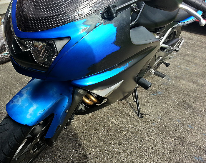 Kritik Konkurrere underordnet Tim's Motorcycle Diaries: Won't you make my black Ninja blue?