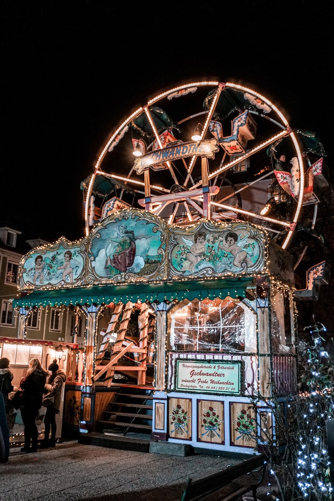 My favorite Christmas markets in Graz, or why it's worth visiting Austria in the winter lifestyle blog, travel blog, living in Austria, Graz, Austria