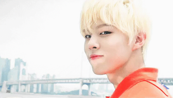 한 나라의 국기색으로 염색한 아이돌ㅋㅋㅋ | 인스티즈