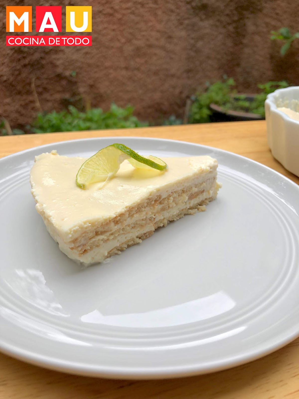 Mau Cocina de Todo Pay de Limón y Galletas Marias (Carlota de limon)