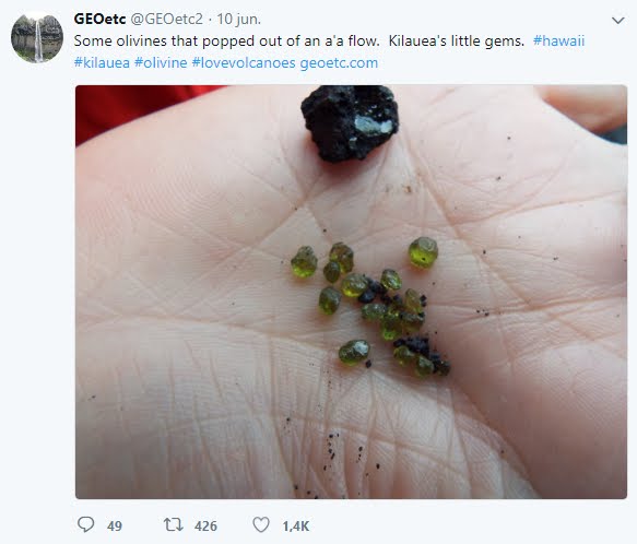 Piccole gemme verdi conosciute con il nome di Olivina