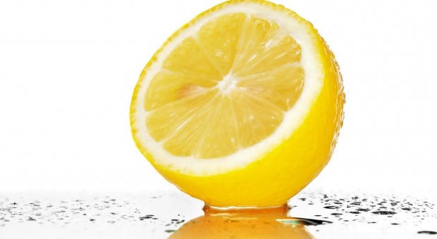 8 استعمالات غريبة لليمون تعرفي عليها..ستدهشك