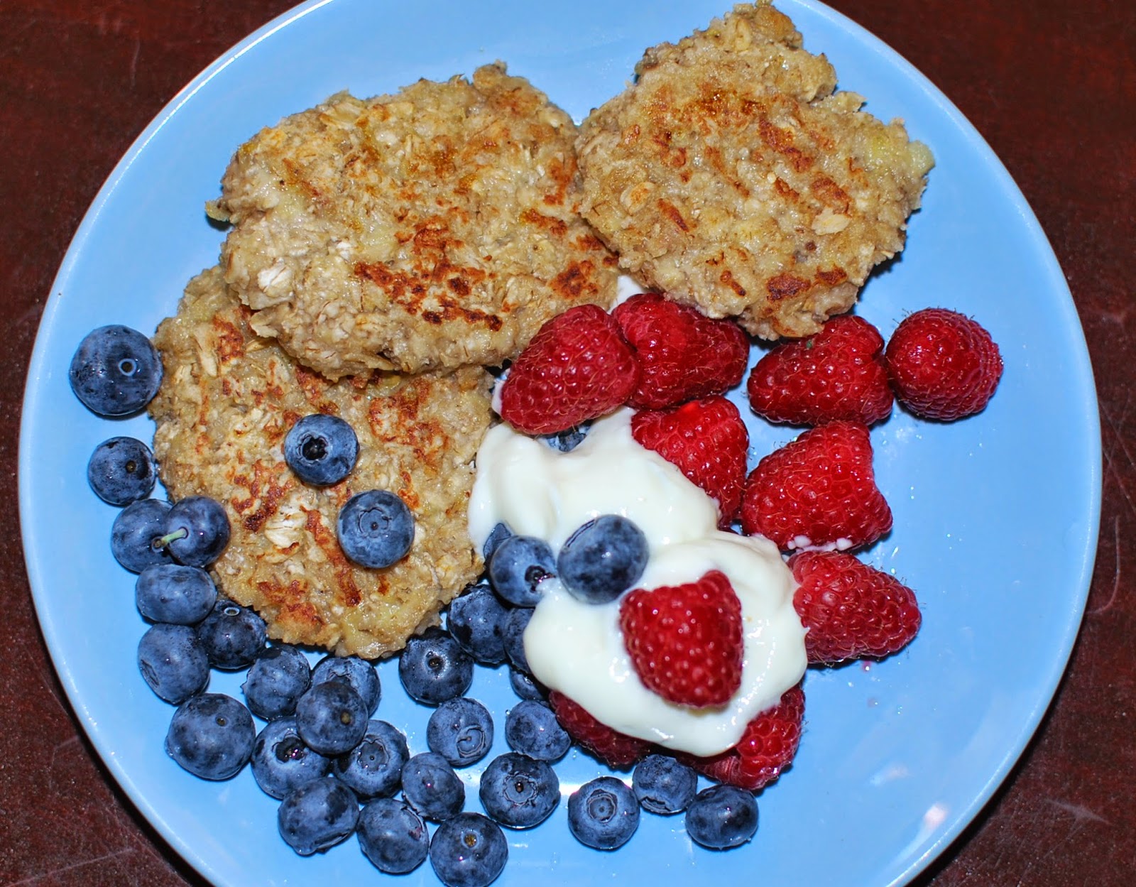 MOJE POLSKO SZKOCKIE GOTOWANIE PLACUSZKI Z BANANA I PLATKOW OWSIANYCH