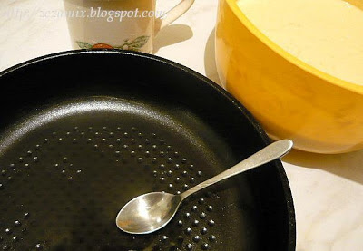preparation for pancakes without milk and eggs