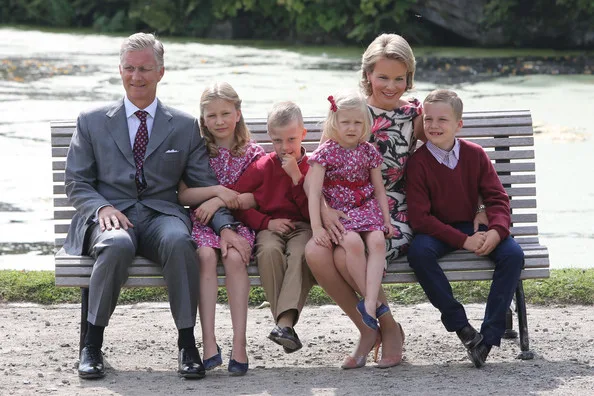 King Albert, Queen Paola, Crown Prince Philippe, Crown Princess Mathilde, Queen Fabiola, Princess Elisabeth