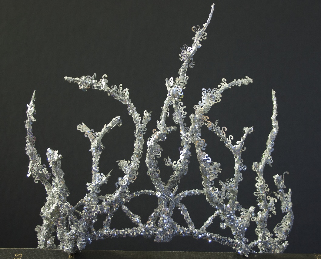 Корона из фольги. Как сделать корону из фольги. Как сделать корону из фольги. Поделка корона. Корона из фольги.